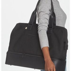 Béis The Weekender Travel Bag